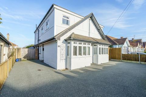 4 bedroom detached house for sale, Pevensey Road, Bognor Regis