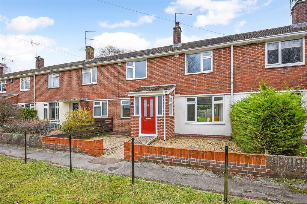 Baddesley Close, North Baddesley... 3 bed terraced house for sale £