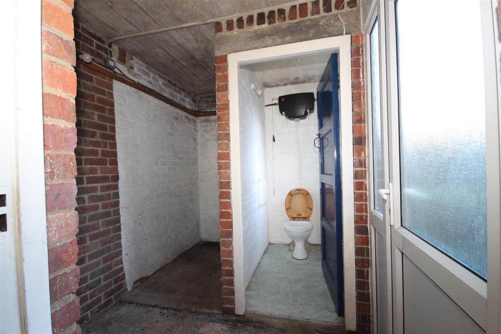 WC - privey.JPG