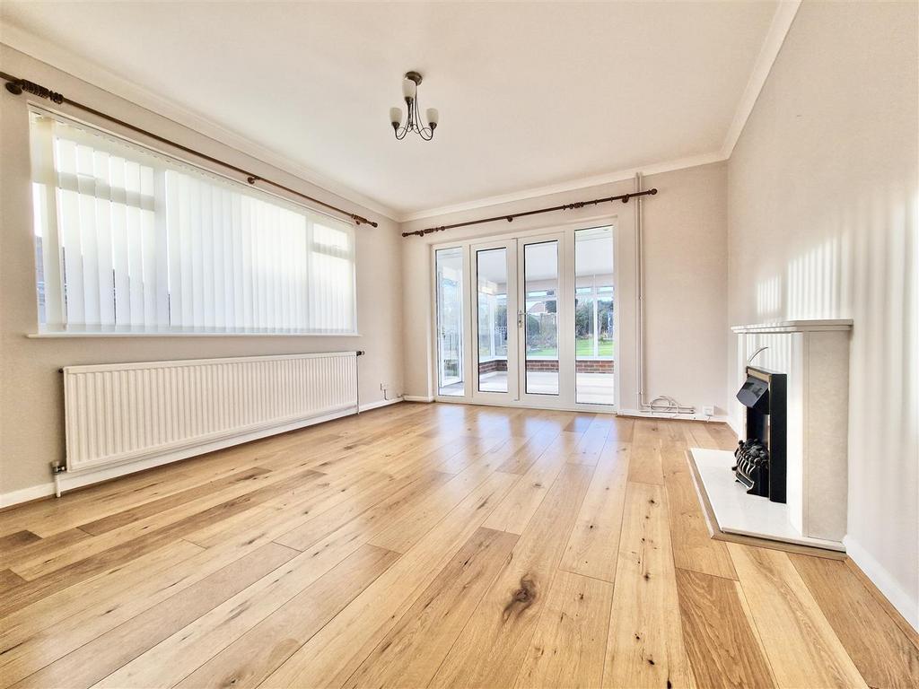 Garrison Lane, Felixstowe 3 bed detached bungalow for sale £375,000