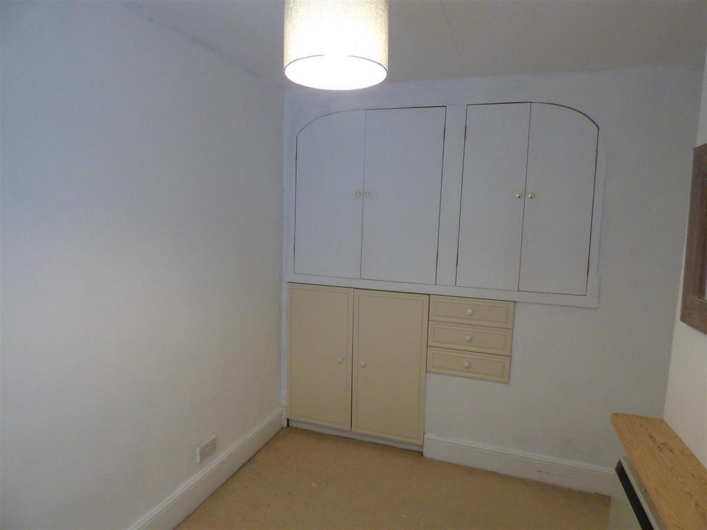 Bedroom 4.JPG