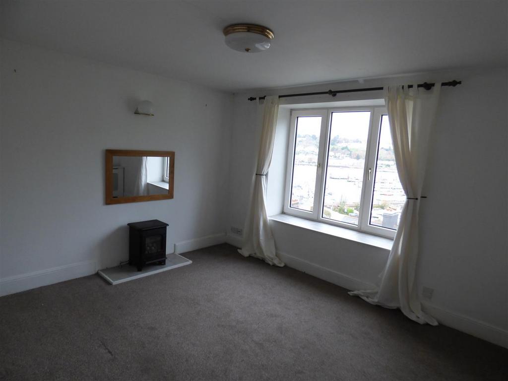 Bedroom 1.JPG