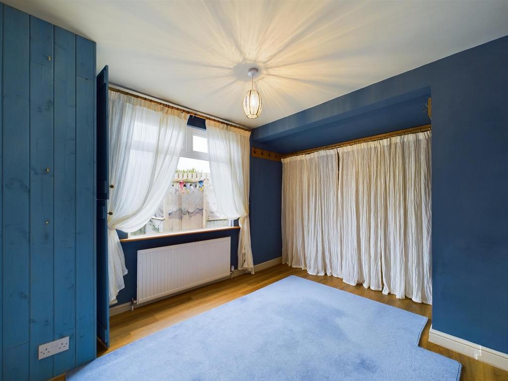 Bedroom: