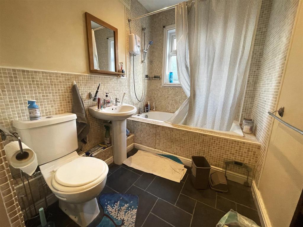 Marshall Street, Leicester 2 bed house £900 pcm (£208 pw)