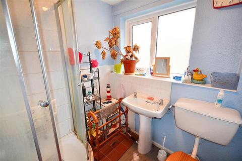 89 Bramble Drive, Carlton, Nottingham, NG3 6NL