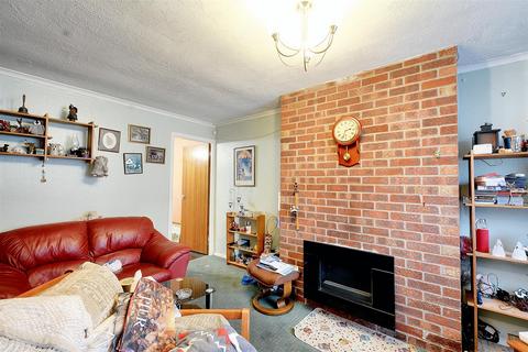 89 Bramble Drive, Carlton, Nottingham, NG3 6NL