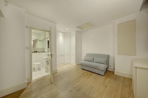 2 bedroom flat for sale, Hamilton Terrace, St John's Wood, NW8