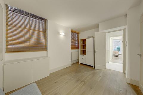 2 bedroom flat for sale, Hamilton Terrace, St John's Wood, NW8