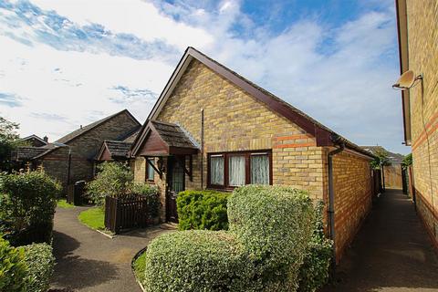 1 bedroom retirement property for sale, Ash Grove, Cambridge CB25