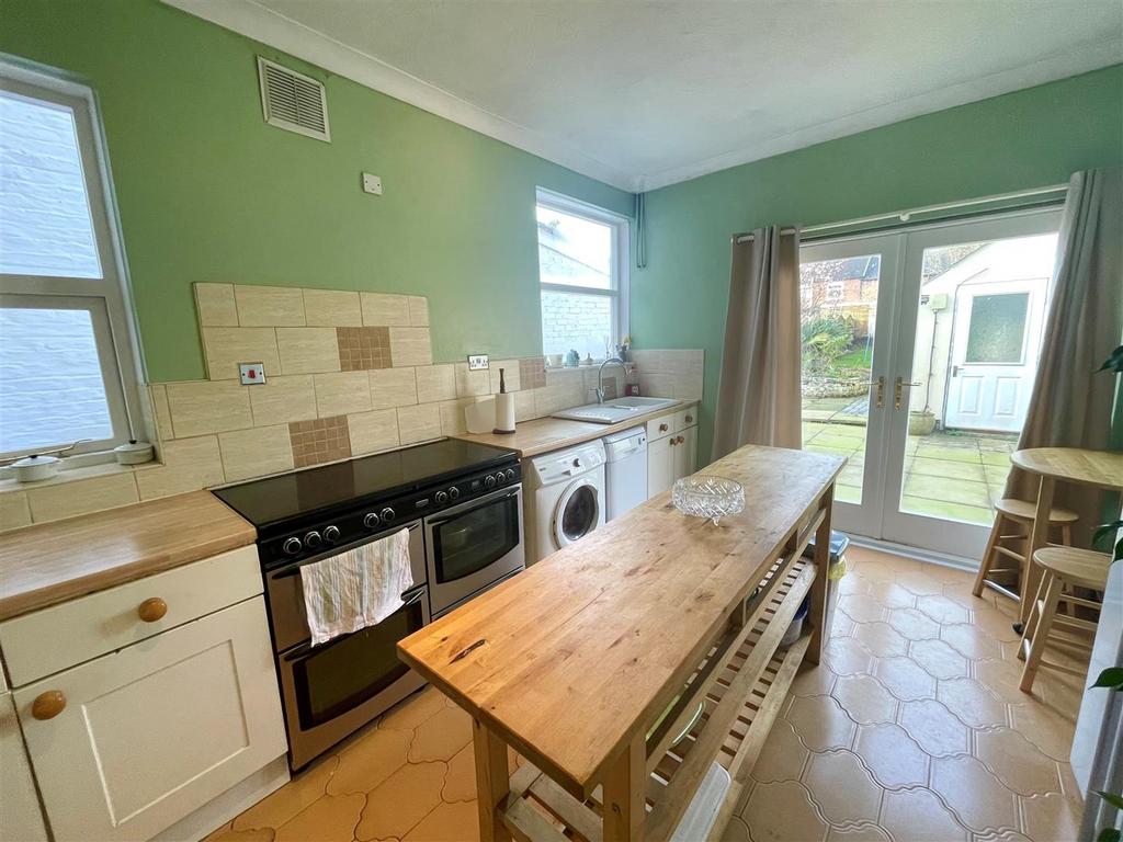 Kitchen 2