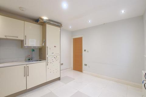 1 bedroom apartment to rent - 31 Cross Lances Road, Hounslow TW3