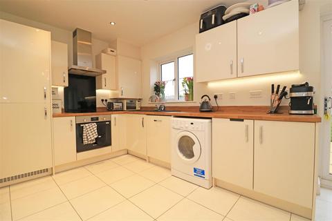 15 Orchard Way, Boreham, Chelmsford, CM3 3GQ