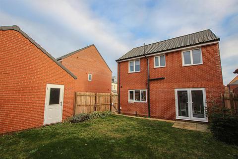 3 bedroom detached house for sale, Mallard Way, Exning CB8