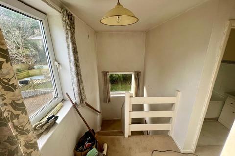 72 Everlands, Cam, Dursley, GL11 5NL