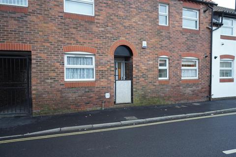 2 bedroom apartment for sale, Northolmby Street, Howden, Goole