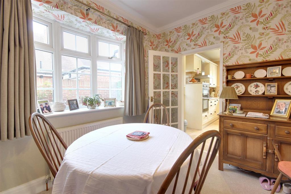 Breakfast Room