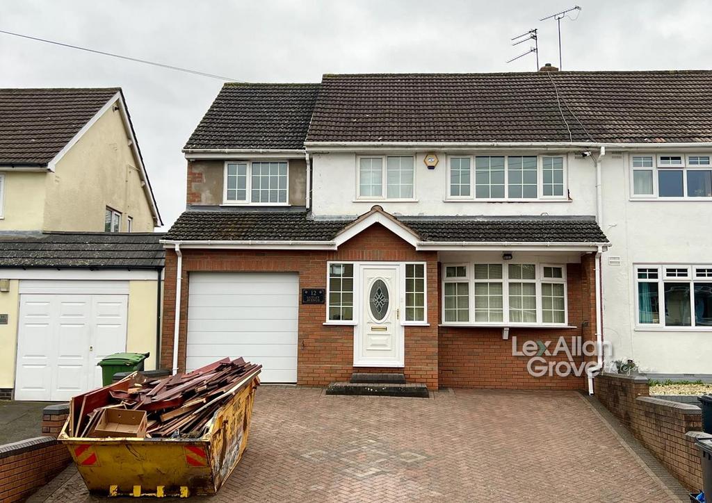 Lutley Avenue, Halesowen 5 bed semidetached house for sale £350,000