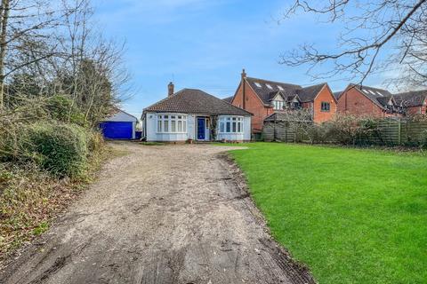 3 bedroom detached bungalow for sale, London Road, Black Notley, Braintree, CM77