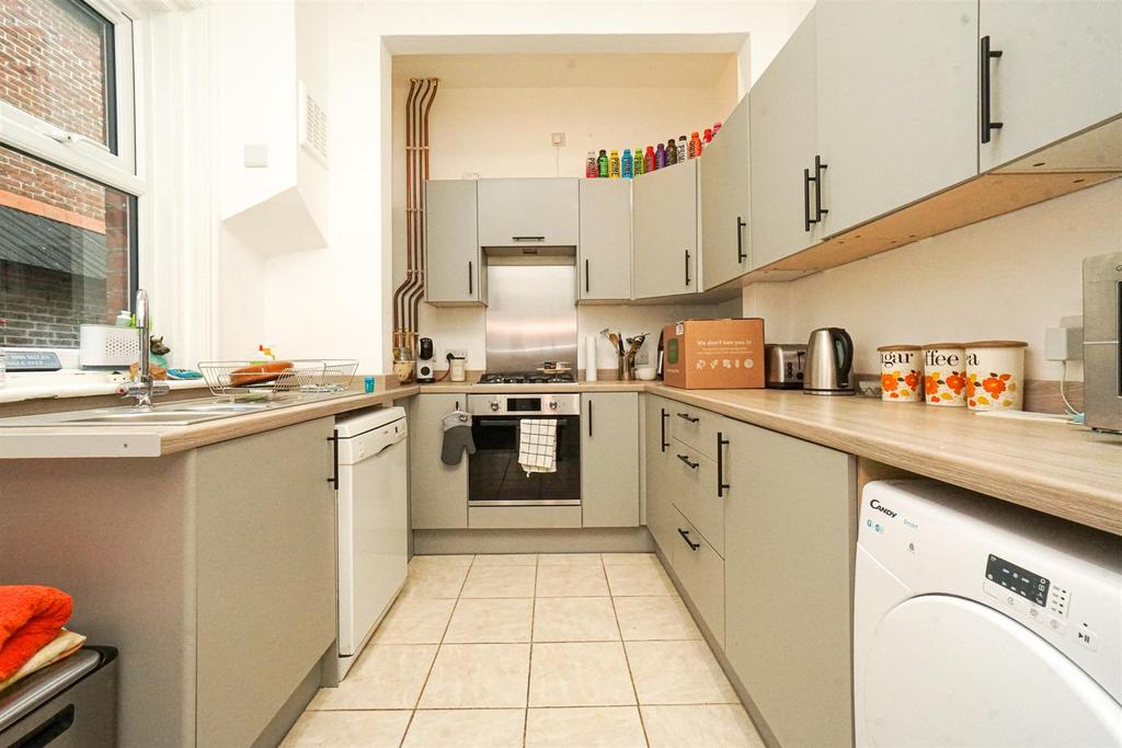 25 Eversley Road (36) Alto.jpg