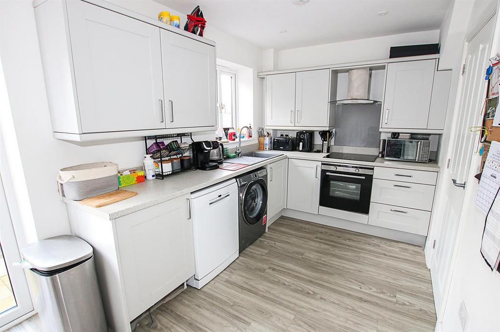 Cheveley Road, Newmarket CB8 2 bed end of terrace house for sale £270,000