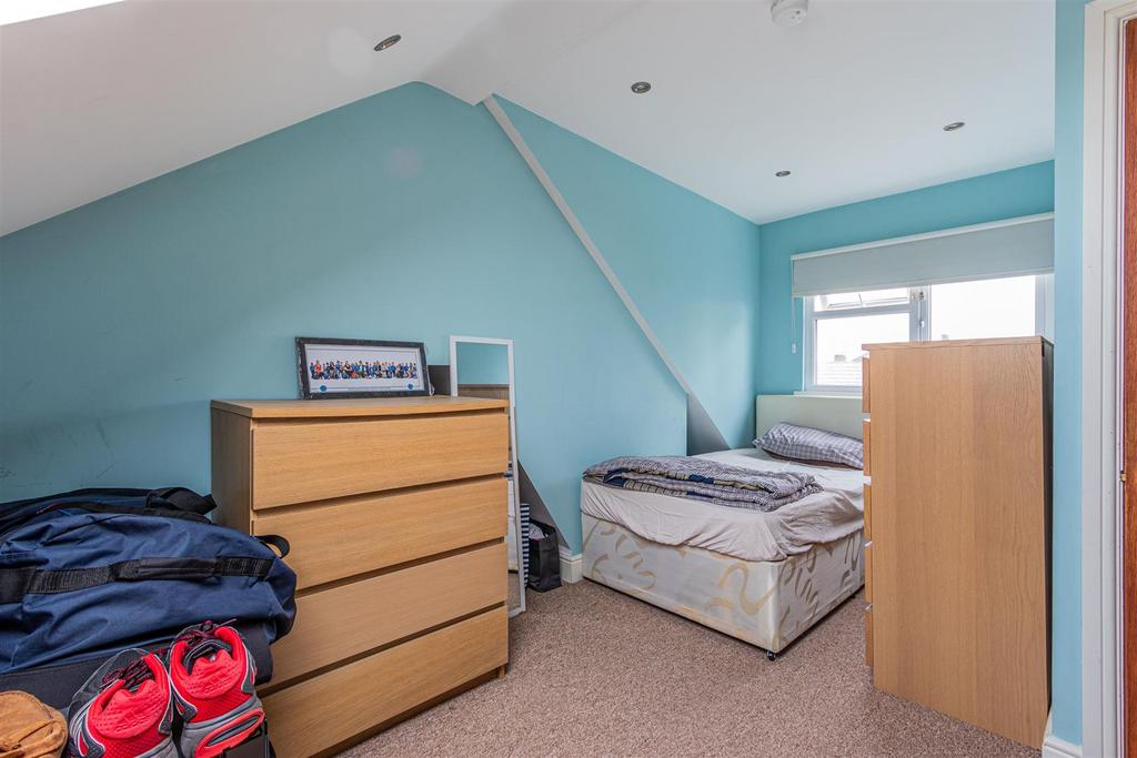 Inverness Place 114-8.jpg