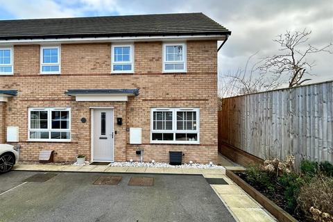 3 bedroom townhouse for sale, Welles Avenue, Methley, Leeds