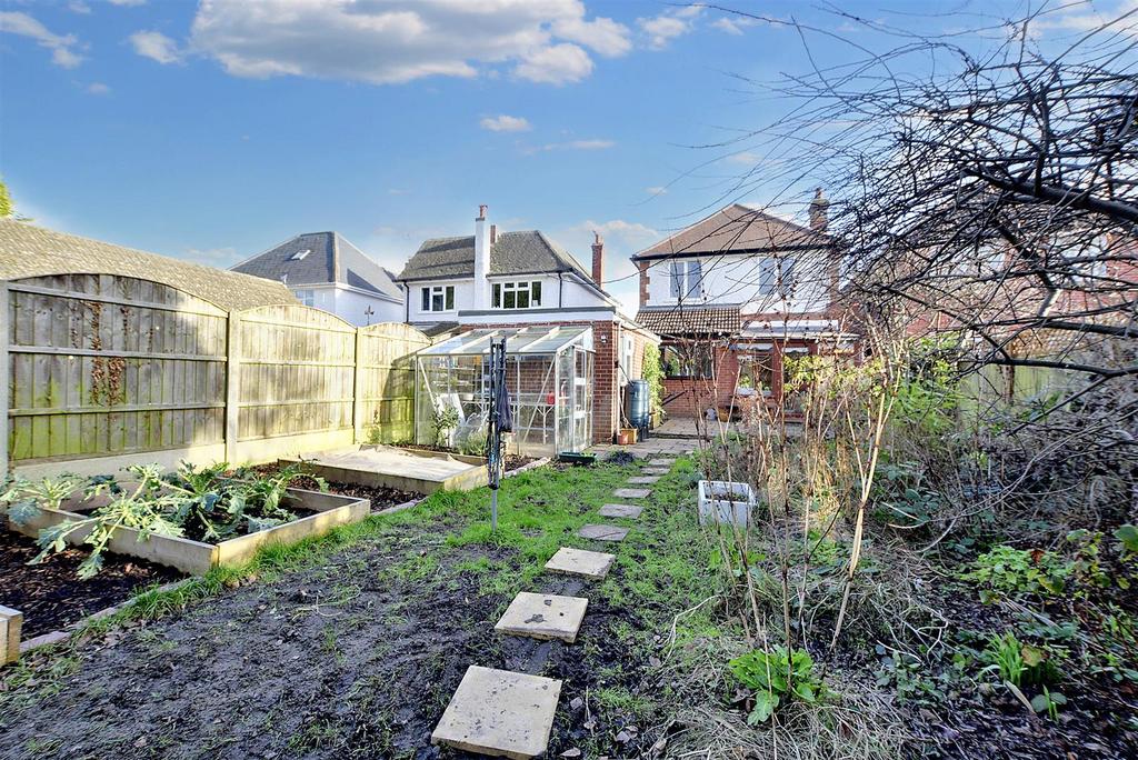 Garden 4.jpg