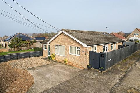 3 bedroom detached bungalow for sale, Hall Barn Road, Iseham CB7