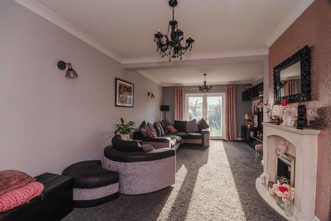 3 bedroom detached house for sale, Brendon Way, Westcliff-on-sea, SS0