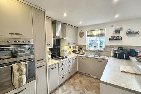 4 bedroom detached house for sale, Marsh Brook Road, Lancaster Place, Widnes