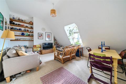 41d Crystal Palace Park Road, London, SE26 6UR