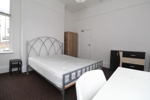 9 bedroom detached house to rent, Arthur Street, Nottingham NG7