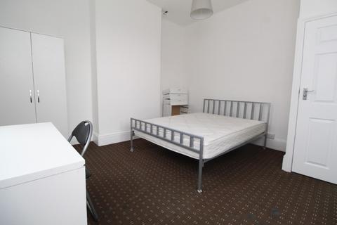9 bedroom detached house to rent, Arthur Street, Nottingham NG7