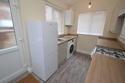 2 bedroom terraced house to rent, Birrell Road, Nottingham NG7