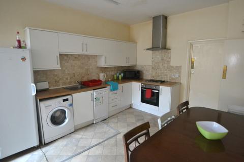 6 bedroom semi-detached house to rent, Castle Boulevard, Nottingham NG7