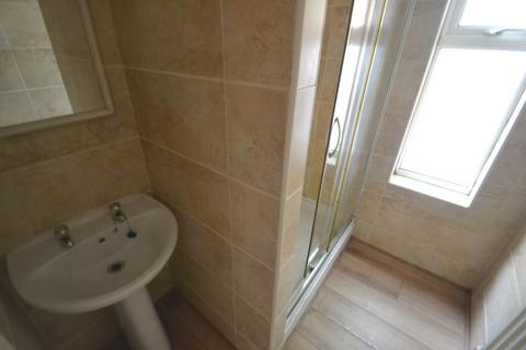 6 bedroom semi-detached house to rent, Castle Boulevard, Nottingham NG7
