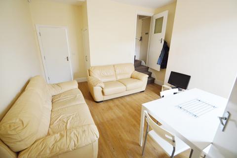 undefined, City Road, Nottingham NG7