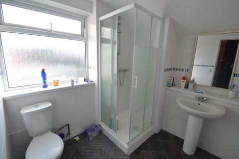 4 bedroom semi-detached house to rent, Claude Street, Nottingham NG7