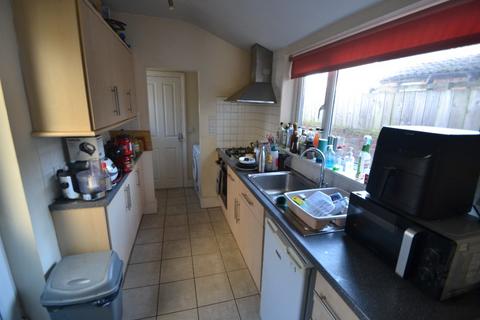 4 bedroom detached house to rent - Dagmar Grove, Beeston NG9
