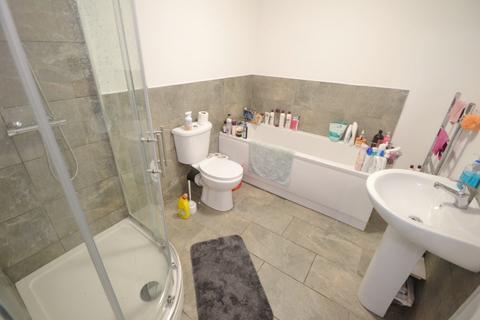 4 bedroom detached house to rent, Dunkirk Road, Nottingham NG7