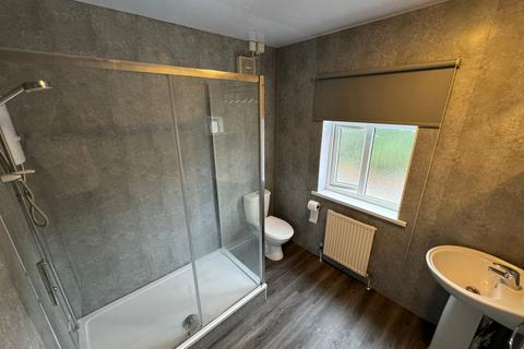 4 bedroom semi-detached house to rent, Greenfield Street, Nottingham NG7