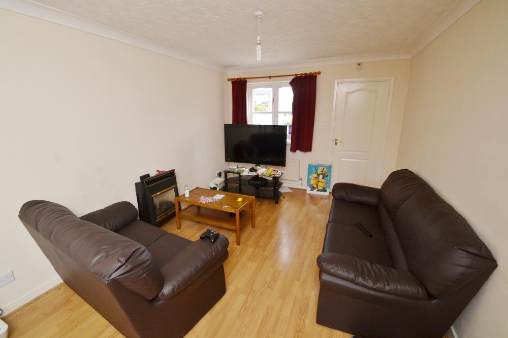 Heron Drive, Nottingham NG7 3 bed detached house £1,794 pcm (£414 pw)