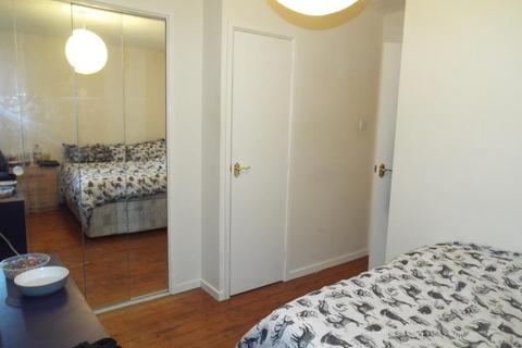undefined, Heron Drive, Nottingham NG7