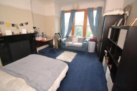 7 bedroom detached house to rent, Hope Drive, Nottingham NG7