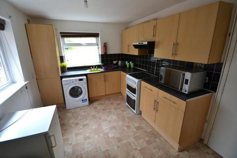 5 bedroom detached house to rent, Johnson Road, Nottingham NG7