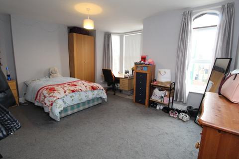 6 bedroom semi-detached house to rent, Lenton Boulevard, Nottingham NG7