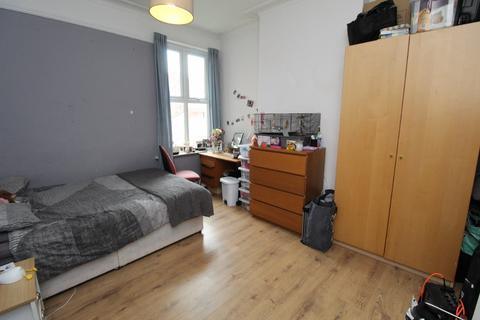 6 bedroom semi-detached house to rent, Lenton Boulevard, Nottingham NG7