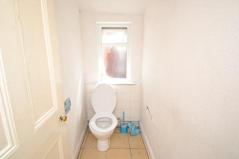 6 bedroom semi-detached house to rent, Lenton Boulevard, Nottingham NG7