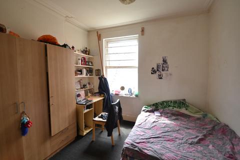 6 bedroom semi-detached house to rent, Lenton Boulevard, Nottingham NG7