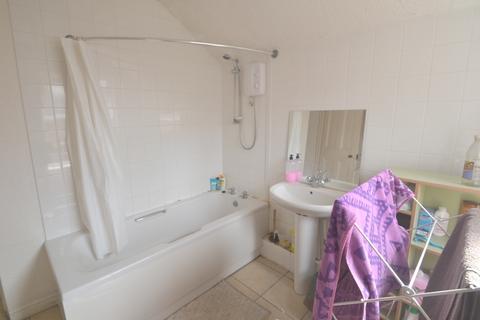 6 bedroom semi-detached house to rent, Lenton Boulevard, Nottingham NG7